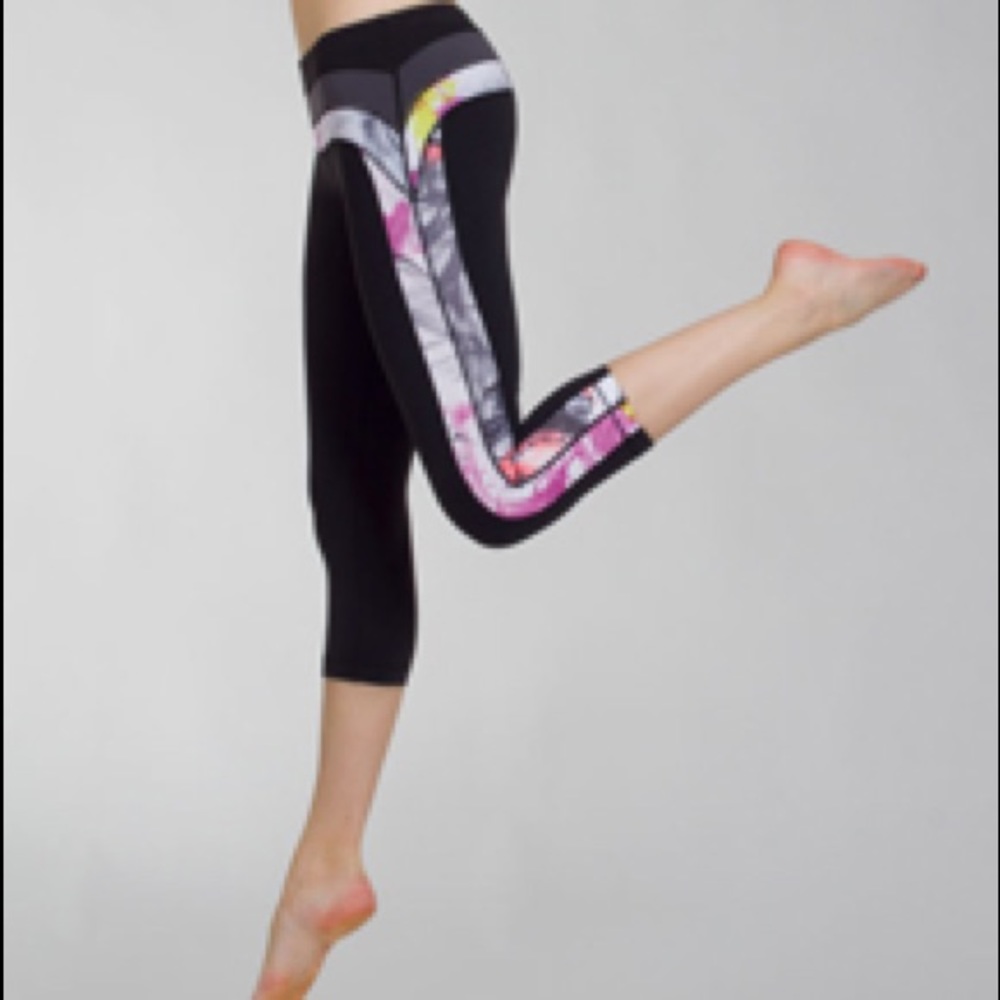 Lululemon unicorn stratus wunder under size 4